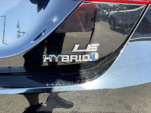 Used 2021 Toyota Camry LE FWD image 8