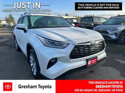 Used 2023 Toyota Highlander Limited