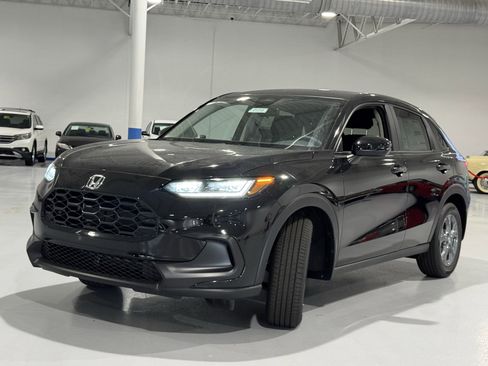 New 2026 Honda HR-V LX image 16