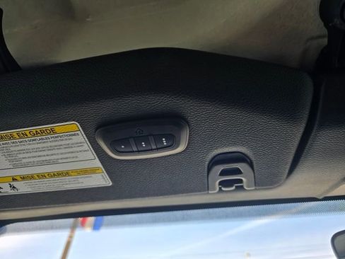 Used 2021 Jeep Wrangler Unlimited Sahara image 23