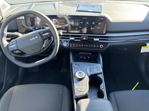 New 2026 Kia Sportage LX image 15