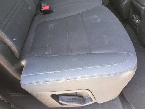 Used 2019 Kia Sorento FWD image 25