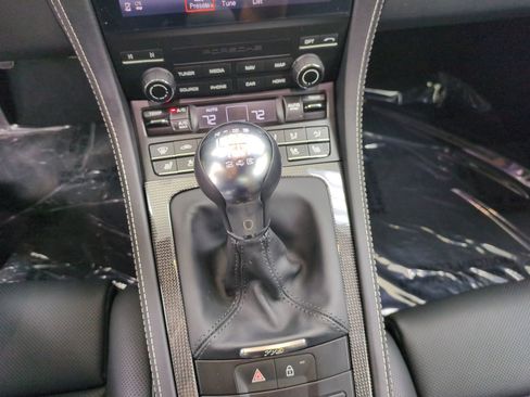 Certified 2025 Porsche 718 Cayman RWD image 13