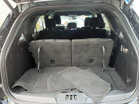 Used 2020 Ford Explorer XLT w/ Comfort Package AWD/4WD image 24