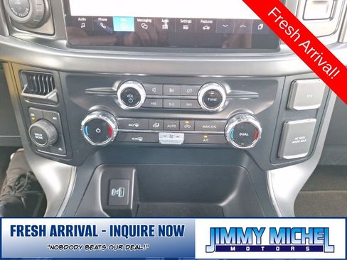 Used 2024 Ford F150 XLT w/ XLT Black Appearance Package image 13