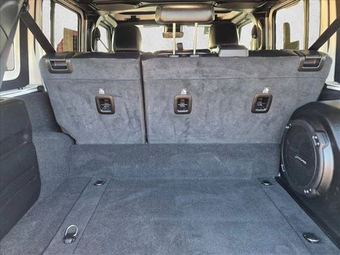Used 2021 Jeep Wrangler Unlimited Sahara AWD/4WD image 19
