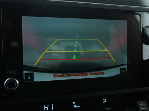 Used 2025 Toyota Tundra SR image 28