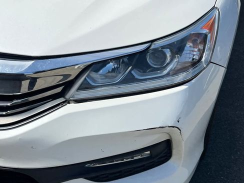 Used 2017 Honda Accord Sport Special Edition image 11