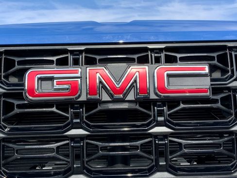 New 2025 GMC Canyon Elevation w/ Convenience Package image 23