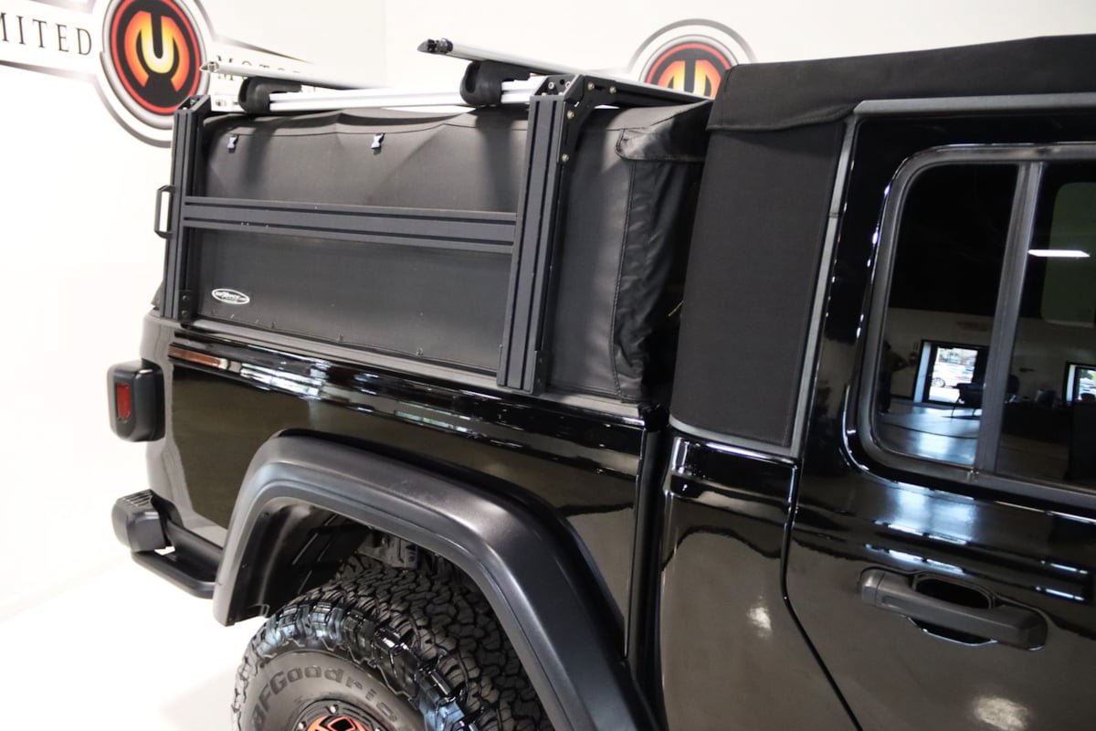 Used 2021 Jeep Gladiator Rubicon w/ Dual Top Group AWD/4WD image 10