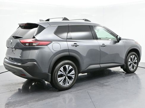 Used 2021 Nissan Rogue SV w/ Premium Package FWD image 7