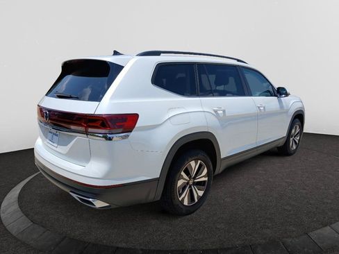 Certified 2026 Volkswagen Atlas SE FWD image 7