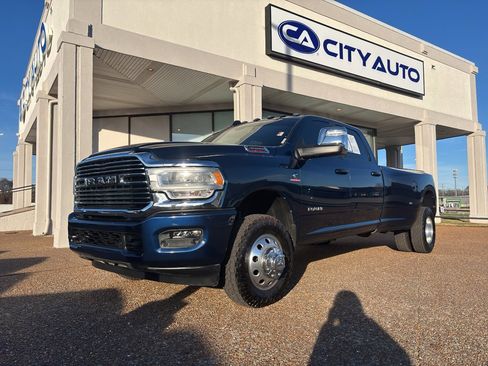 Used 2024 RAM 3500 Laramie w/ Protection Group image 8