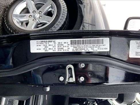 Used 2013 RAM 1500 Express AWD/4WD image 18