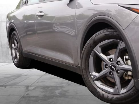 Used 2025 Kia K4 FWD image 3