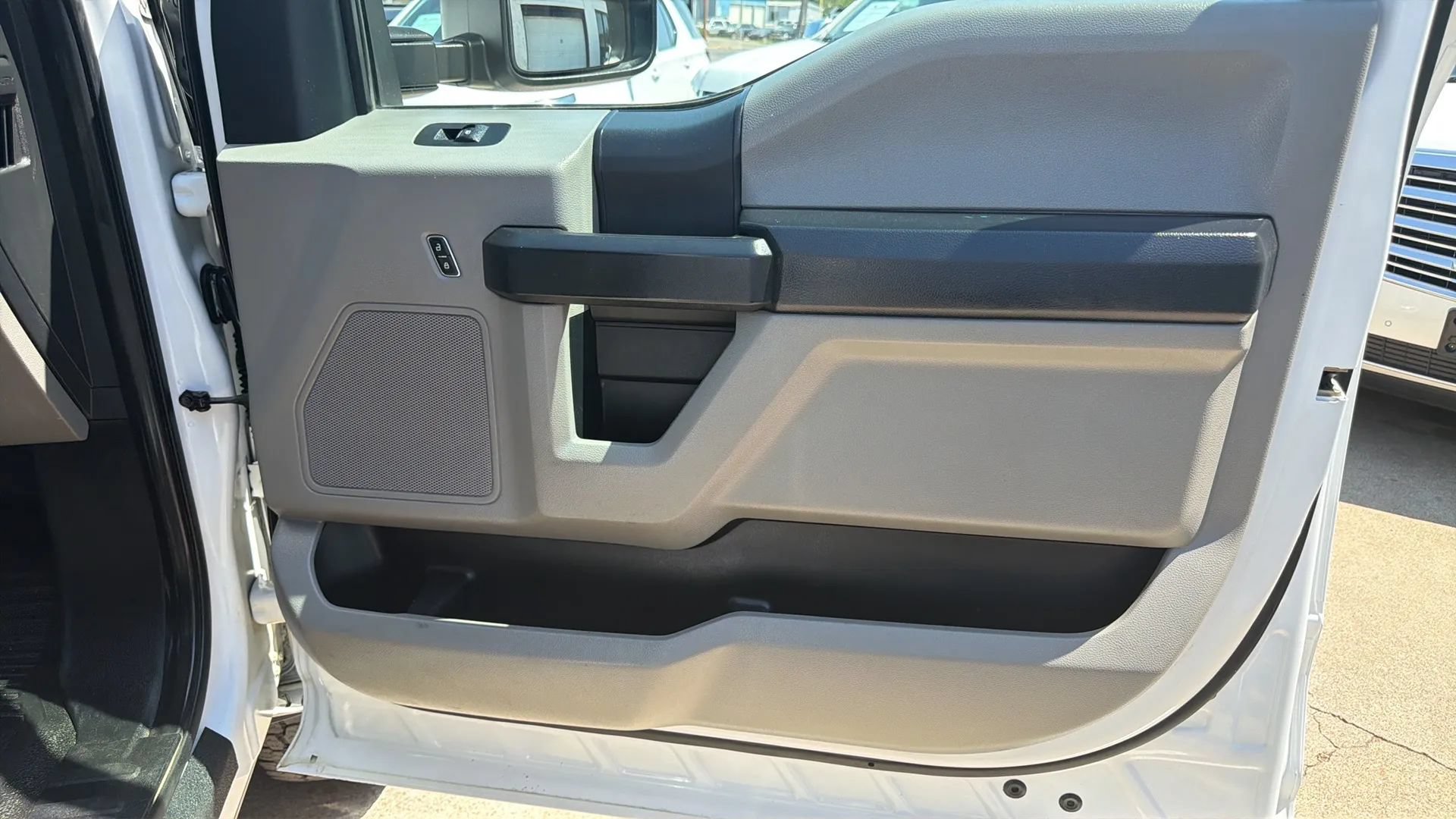 Used 2020 Ford F350 XL w/ Power Equipment Group AWD/4WD image 13