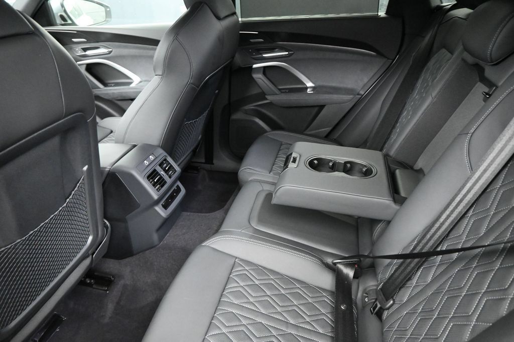 New 2026 Audi SQ5 Premium Plus AWD/4WD image 18