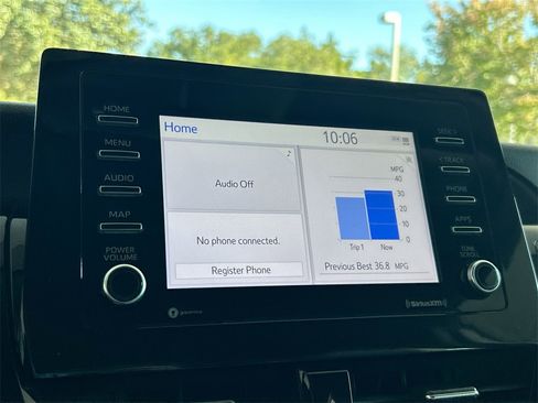 Used 2024 Toyota Camry SE image 21