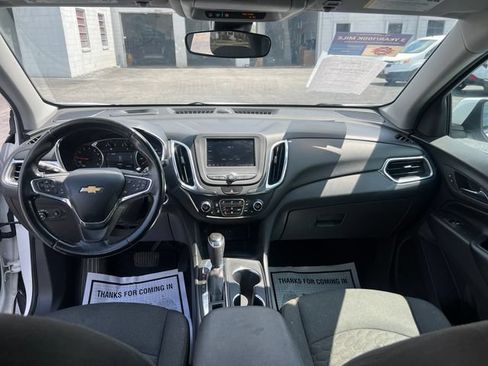 Used 2020 Chevrolet Equinox LT FWD image 12