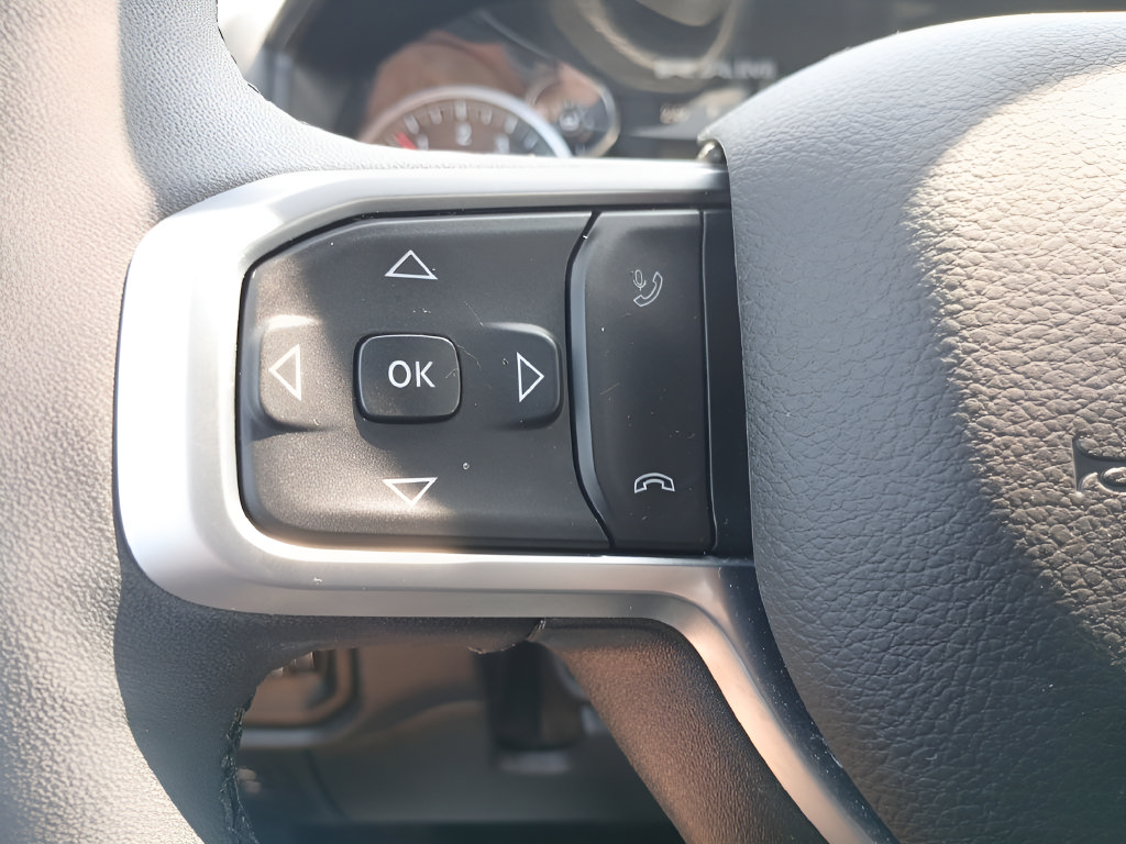 Used 2025 RAM 1500 Big Horn AWD/4WD image 26