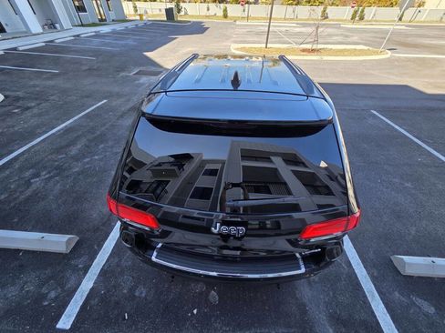 Used 2014 Jeep Grand Cherokee Limited image 8