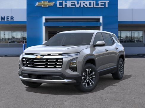 New 2027 Chevrolet Equinox LT w/ LPO, Floor Liner Package AWD/4WD image 30