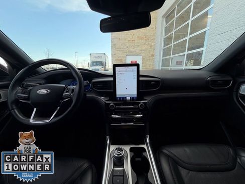 Used 2021 Ford Explorer Platinum w/ Equipment Group 601A image 23