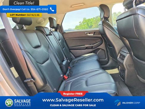 Used 2018 Ford Edge Titanium w/ Technology Package FWD image 15