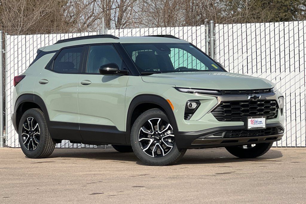 New 2026 Chevrolet TrailBlazer ACTIV w/ Convenience Package FWD image 2