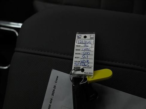 New 2026 GMC Sierra 1500 SLT w/ SLT Premium Plus Package image 29