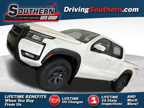 Used 2026 Nissan Frontier PRO-4X w/ Pro-4x Convenience Package AWD/4WD image 1