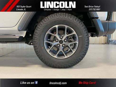 New 2025 Jeep Wrangler Sport S image 41