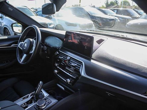 Certified 2023 BMW 530e w/ M Sport Package image 12