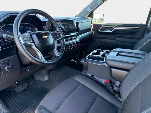 Used 2025 Chevrolet Silverado 1500 LT image 27