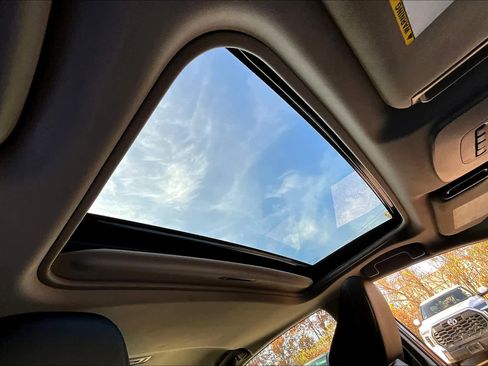 Certified 2023 Toyota Camry SE image 13