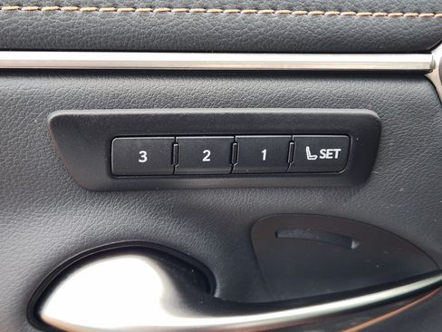Used 2024 Lexus ES 300h Ultra Luxury w/ Accessory Package (Z2) FWD image 30