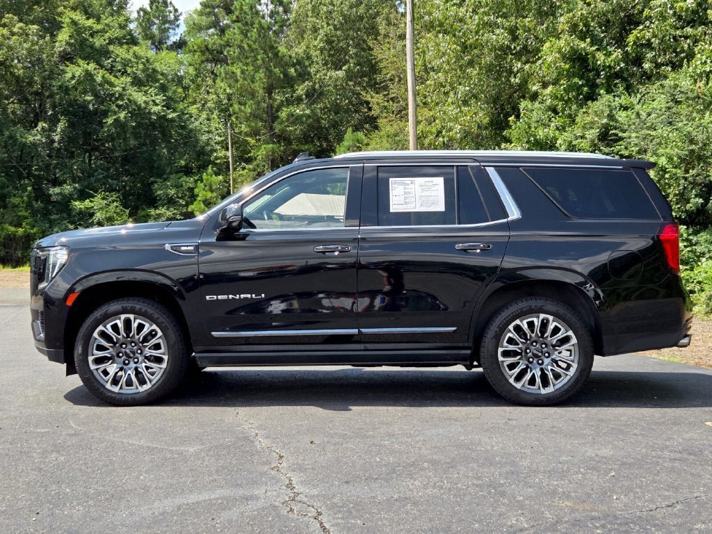 Used 2023 GMC Yukon Denali Ultimate AWD/4WD image 2