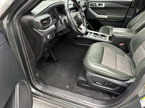 Used 2022 Ford Explorer Timberline image 11