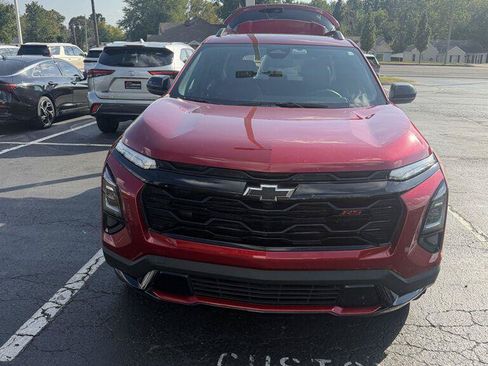 Certified 2025 Chevrolet Equinox RS FWD image 3