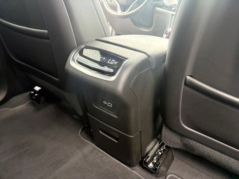 Certified 2025 Cadillac XT6 Premium Luxury image 17