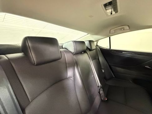 Used 2019 Lexus ES 350 w/ Accessory Package 2 FWD image 29