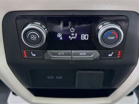 Used 2025 Buick Enclave Avenir w/ Super Cruise Package AWD/4WD image 28