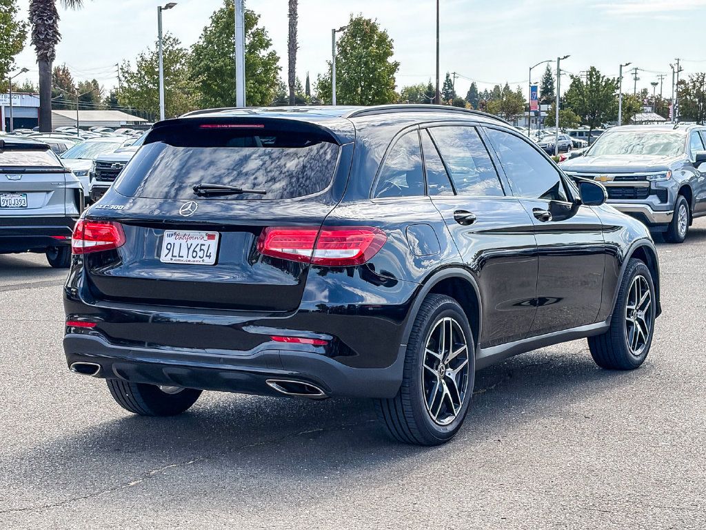Used 2019 Mercedes-Benz GLC 300 image 4