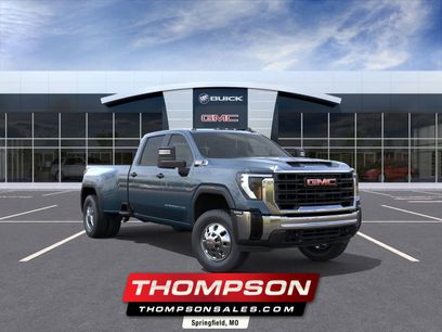 New 2026 GMC Sierra 3500 Pro w/ Convenience Package