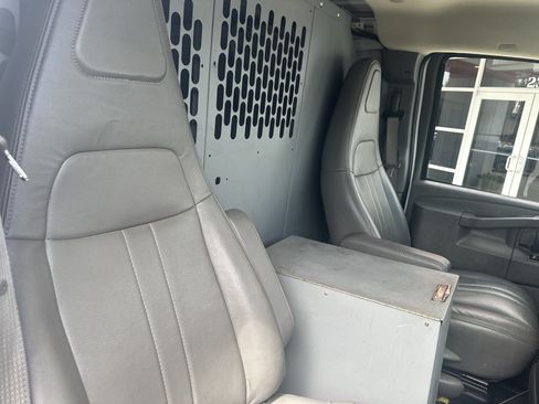 Used 2020 Chevrolet Express 2500 w/ Communications Package RWD image 15