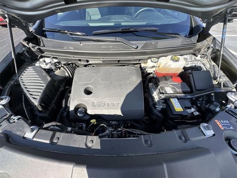 Used 2023 Chevrolet Traverse LT image 26