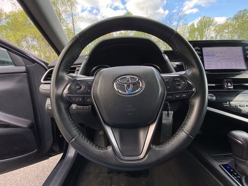 Used 2024 Toyota Camry SE FWD image 28