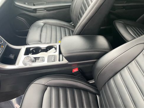 Used 2023 Ford Edge SEL image 28