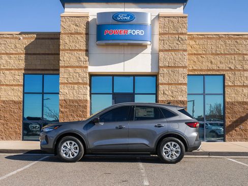 New 2026 Ford Escape Active w/ Cold Weather Package image 9