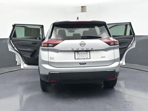 Used 2024 Nissan Rogue S AWD/4WD image 48